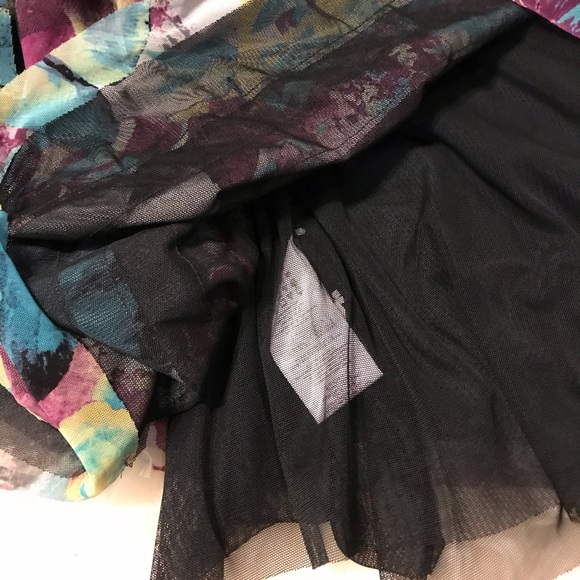 NWT BCBGMaxAzria Runway Gown - Picture 13 of 13